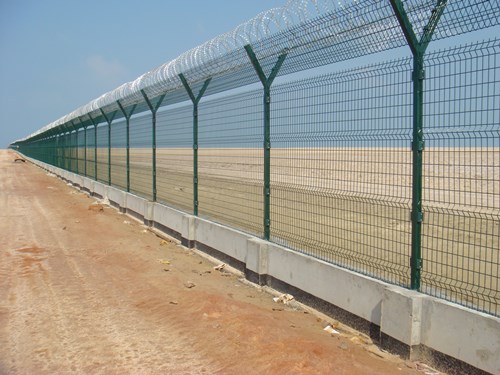 701 AIRPORT FENCE